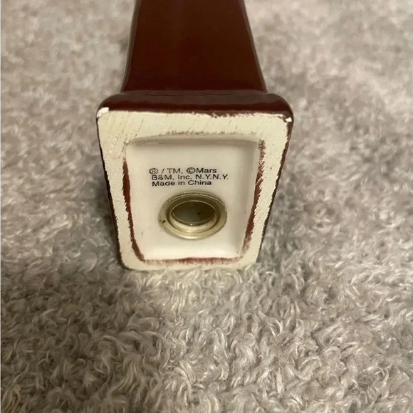 M&M salt shaker - Picture 3 of 5